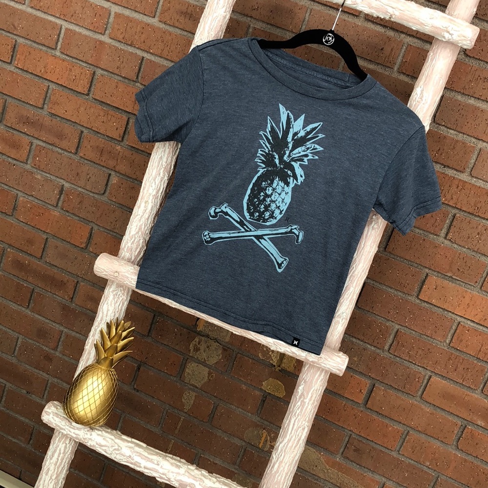 Hurley Tee shirt